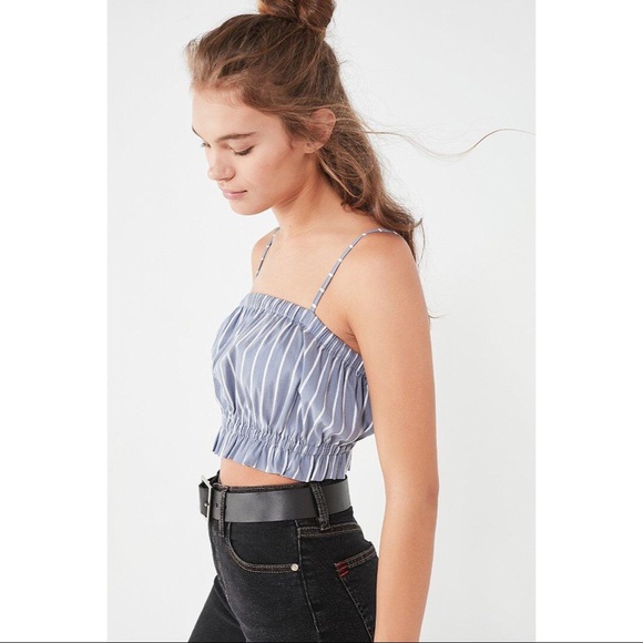 Urban Outfitters Cropped Tank - Picture 2 of 6